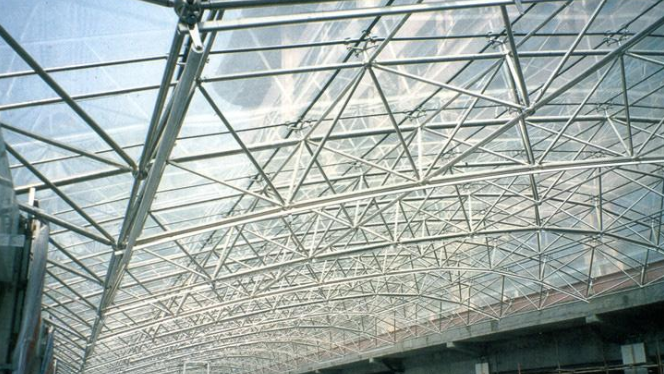 龙岩网架公司的黑色压型钢板的吊装步履有哪些